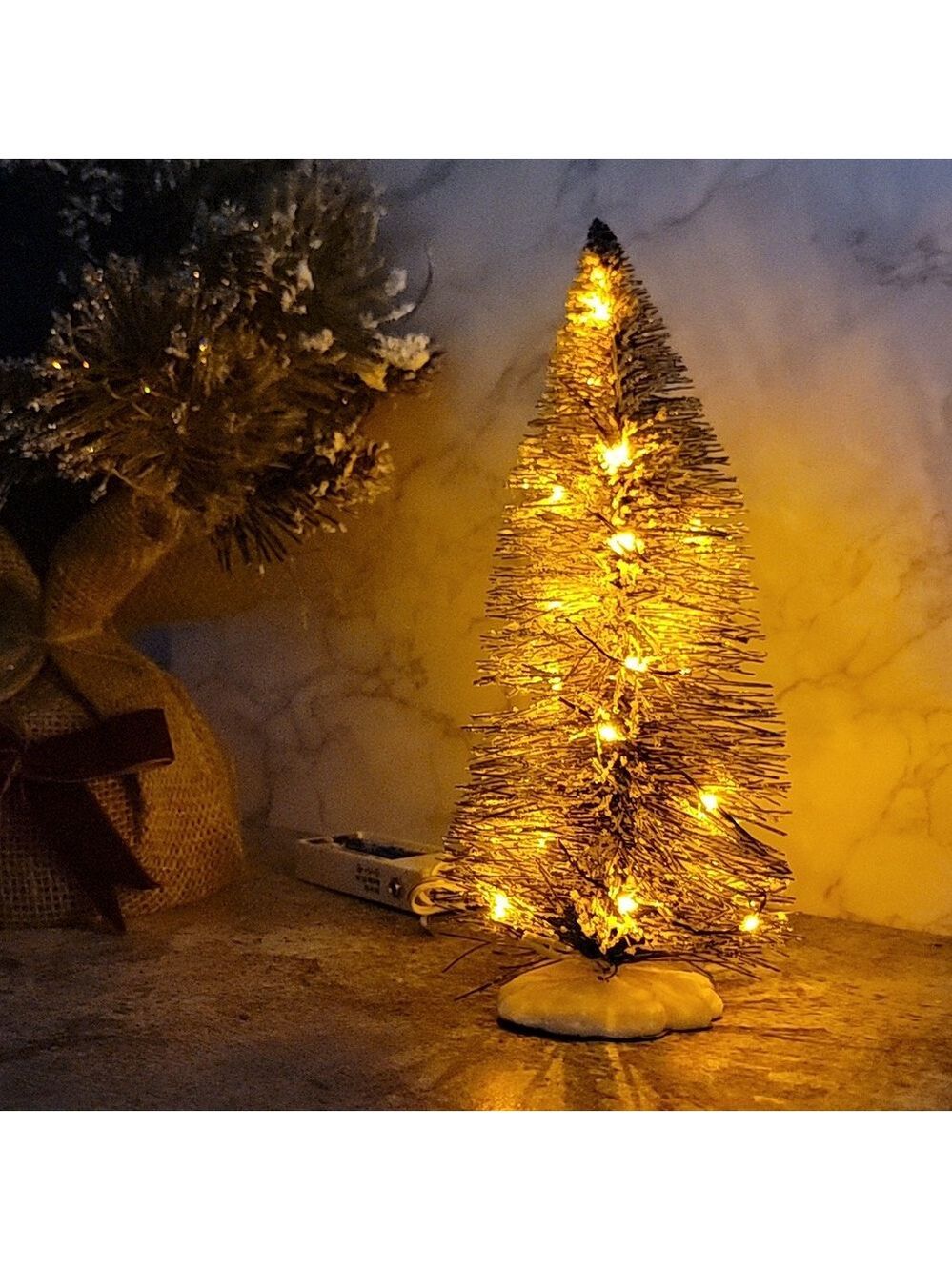 vintage o'well bottle brush lighted christmas tree - Picture 2 of 13